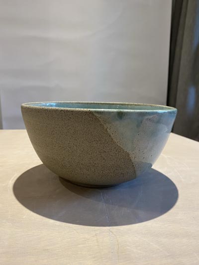 Saladier en céramique artisanale - Vue 2 - GG129