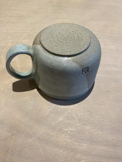 Tasse en céramique artisanale - Vue 3 - GG132