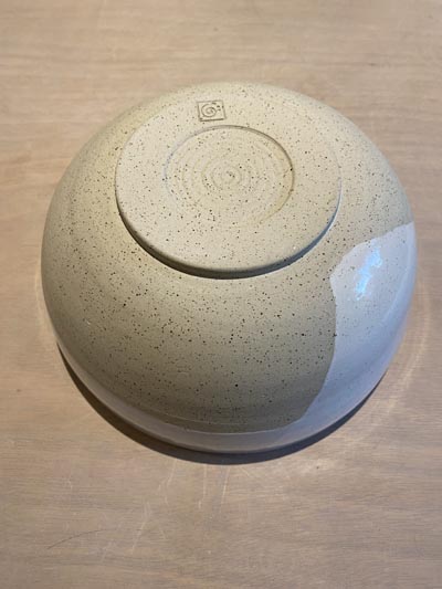 Saladier en céramique artisanale - Vue 3 - GG142