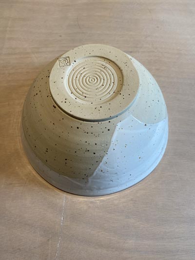 Saladier en céramique artisanale - Vue 3 - GG156