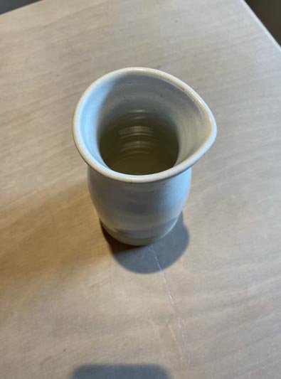 Cruche en céramique artisanale - Vue 3 - GG159