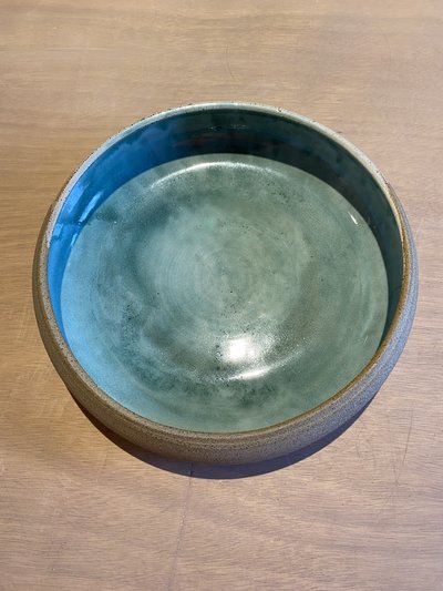 Plat en céramique artisanale GG209 - Collection Flots - Petites Terres Guebwiller