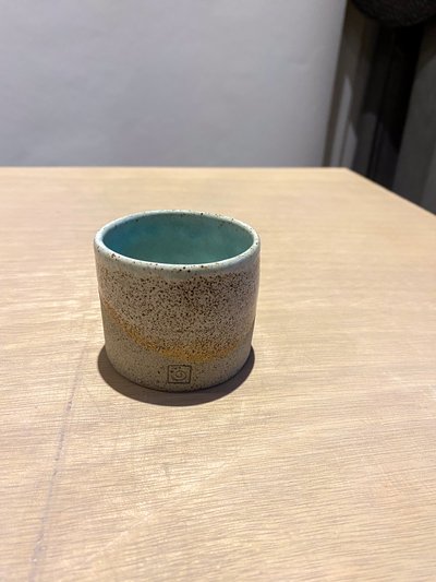 Tasse en céramique artisanale GG227 - Collection Flots - Petites Terres Guebwiller